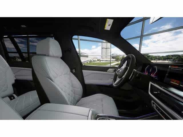 2027 BMW X7 xDrive40i Sports Activity Vehicle