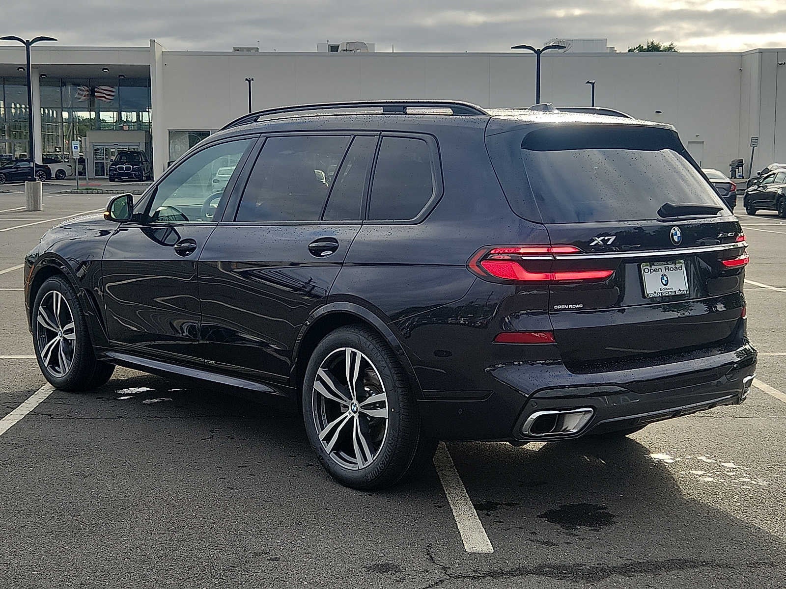 2024 BMW X7 xDrive40i Sports Activity Vehicle