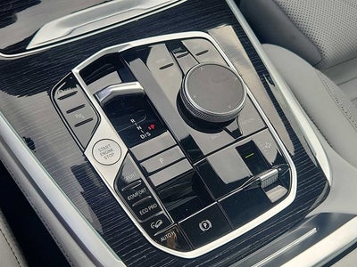 2024 BMW X7 xDrive40i Sports Activity Vehicle