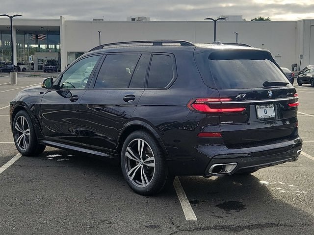 2024 BMW X7 xDrive40i Sports Activity Vehicle