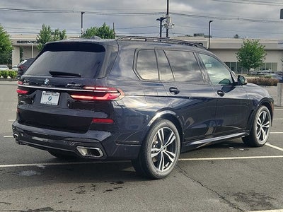 2024 BMW X7 xDrive40i Sports Activity Vehicle