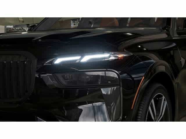 2026 BMW X7 xDrive40i Sports Activity Vehicle