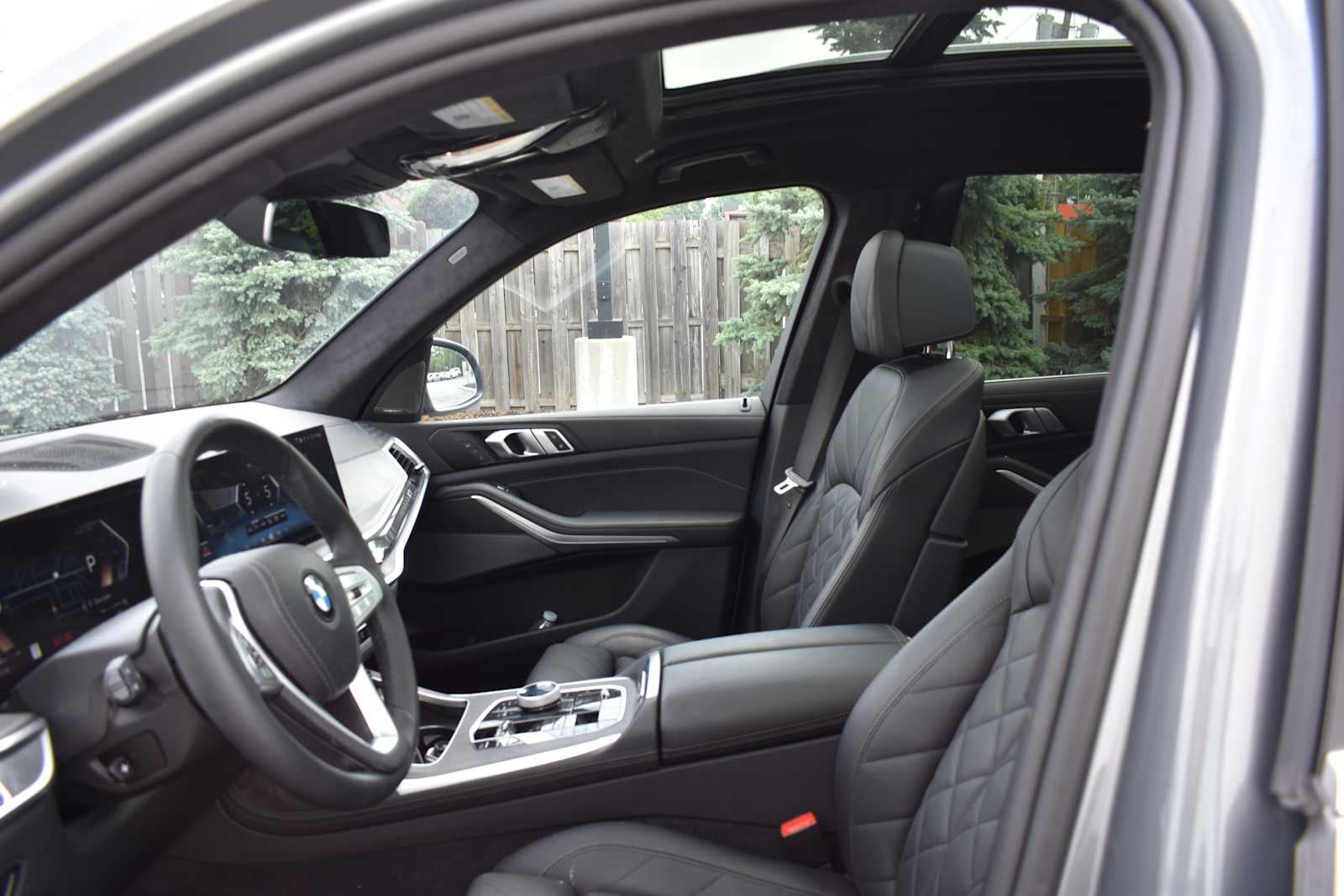 2024 BMW X7 xDrive40i Sports Activity Vehicle