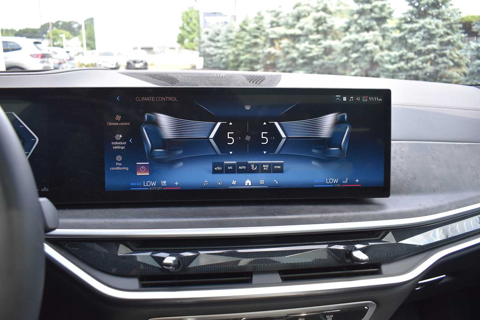 2024 BMW X7 xDrive40i Sports Activity Vehicle