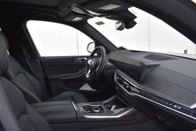 2024 BMW X7 xDrive40i Sports Activity Vehicle