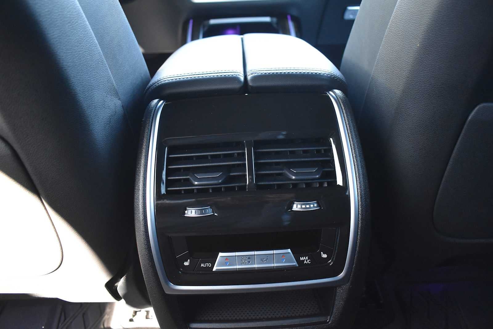2024 BMW X7 xDrive40i Sports Activity Vehicle