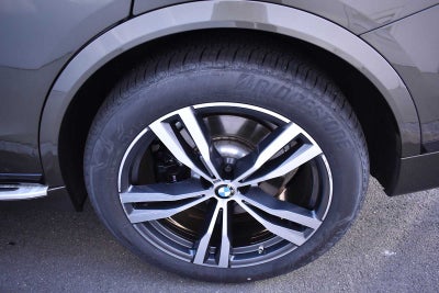 2024 BMW X7 xDrive40i Sports Activity Vehicle