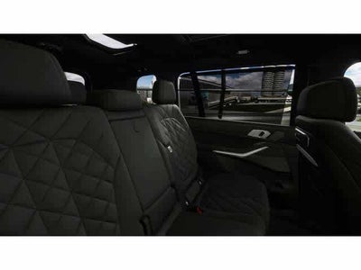 2026 BMW X7 xDrive40i Sports Activity Vehicle