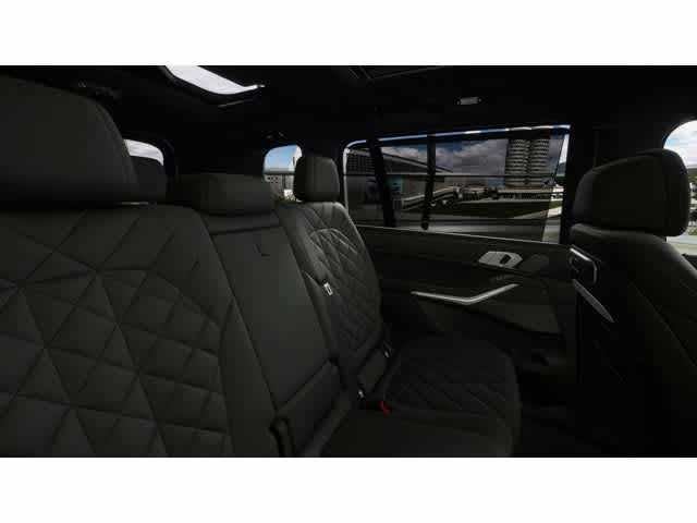 2026 BMW X7 xDrive40i Sports Activity Vehicle