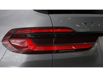 2027 BMW X7 xDrive40i Sports Activity Vehicle