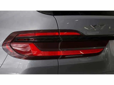 2027 BMW X7 xDrive40i Sports Activity Vehicle