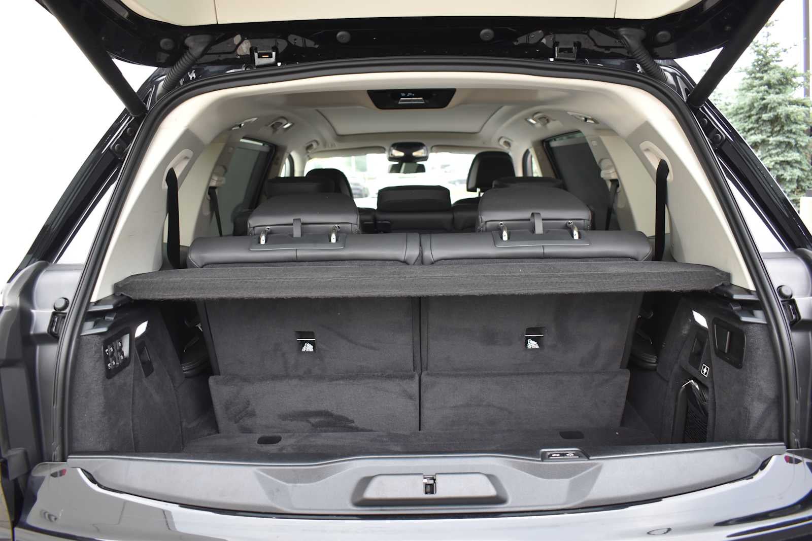 2024 BMW X7 xDrive40i Sports Activity Vehicle