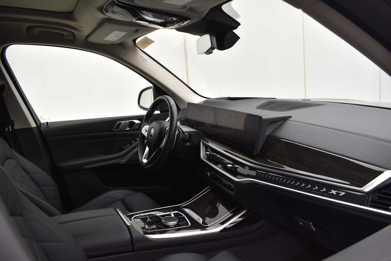 2024 BMW X7 xDrive40i Sports Activity Vehicle