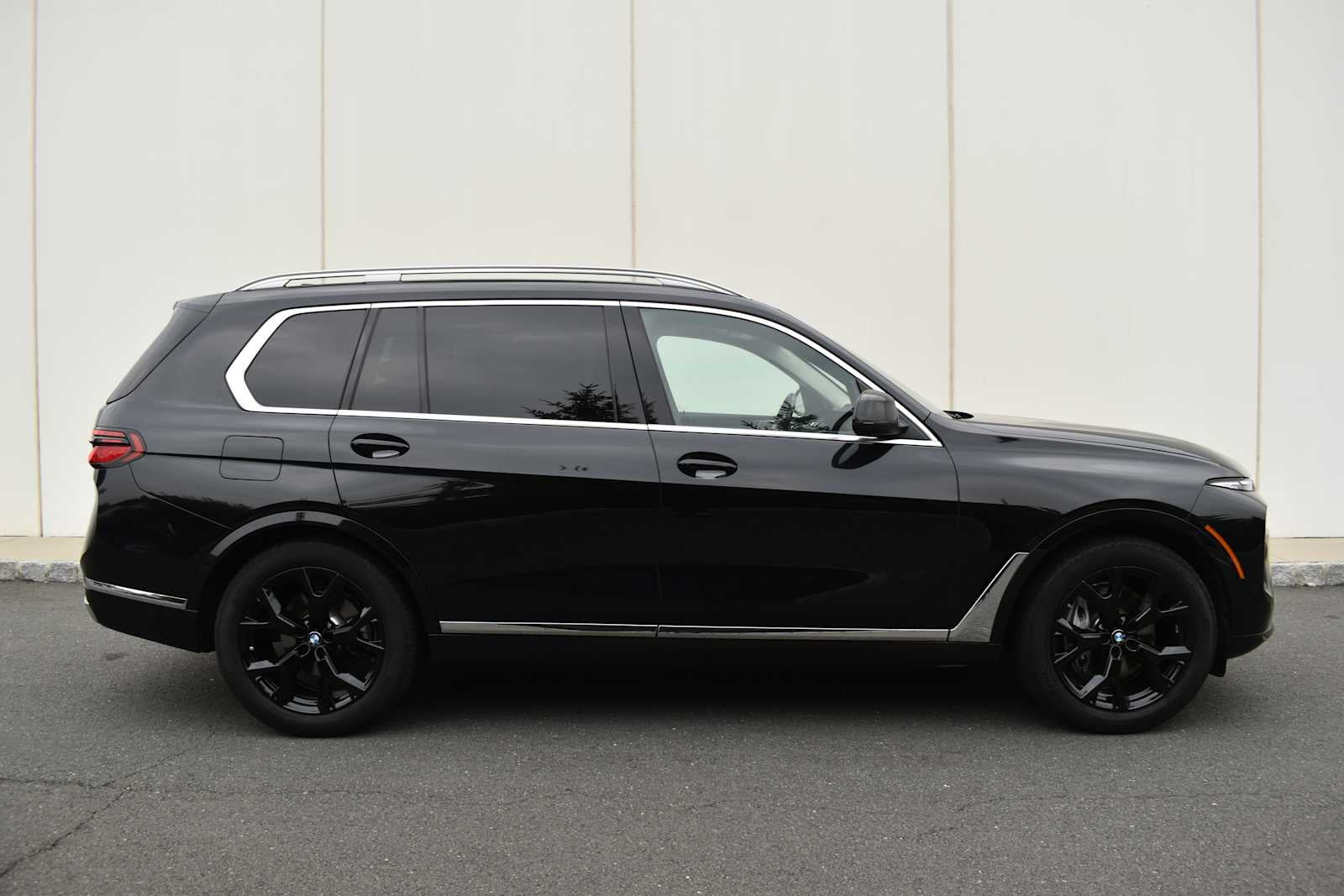 2024 BMW X7 xDrive40i Sports Activity Vehicle