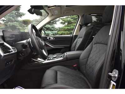 2024 BMW X7 xDrive40i Sports Activity Vehicle