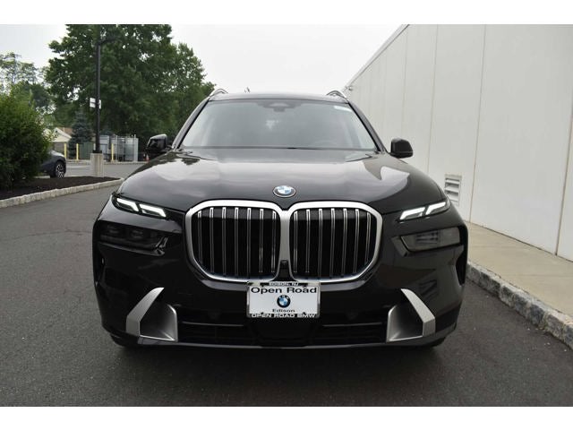 2024 BMW X7 xDrive40i Sports Activity Vehicle