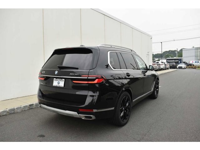 2024 BMW X7 xDrive40i Sports Activity Vehicle