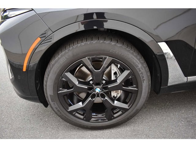 2024 BMW X7 xDrive40i Sports Activity Vehicle