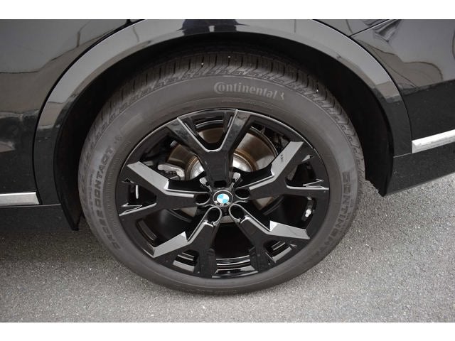 2024 BMW X7 xDrive40i Sports Activity Vehicle