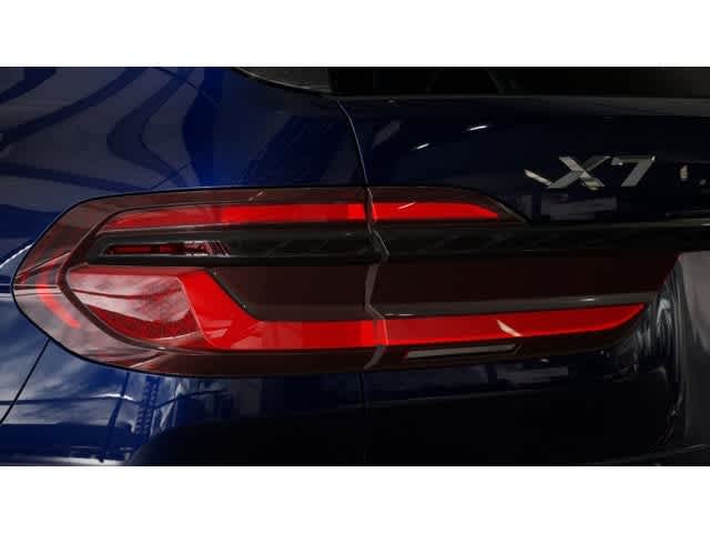 2026 BMW X7 xDrive40i Sports Activity Vehicle