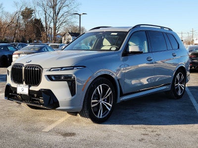 2025 BMW X7 xDrive40i Sports Activity Vehicle