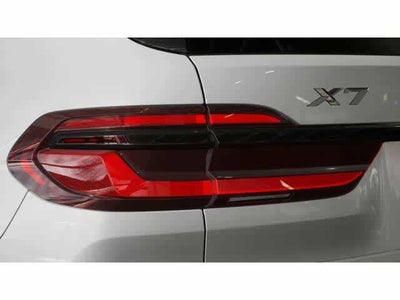 2027 BMW X7 xDrive40i Sports Activity Vehicle