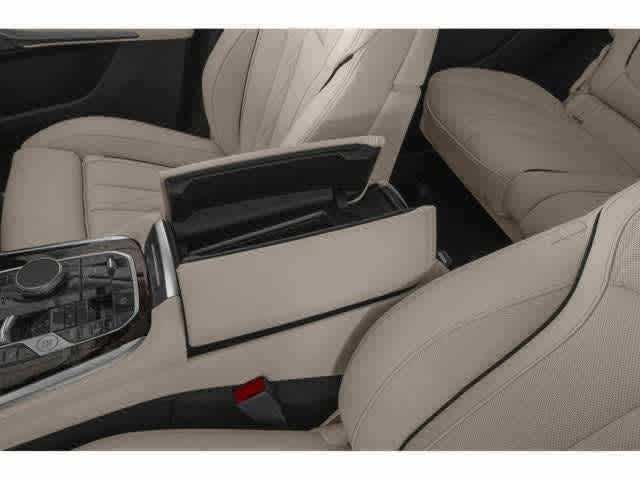 2027 BMW X7 xDrive40i Sports Activity Vehicle