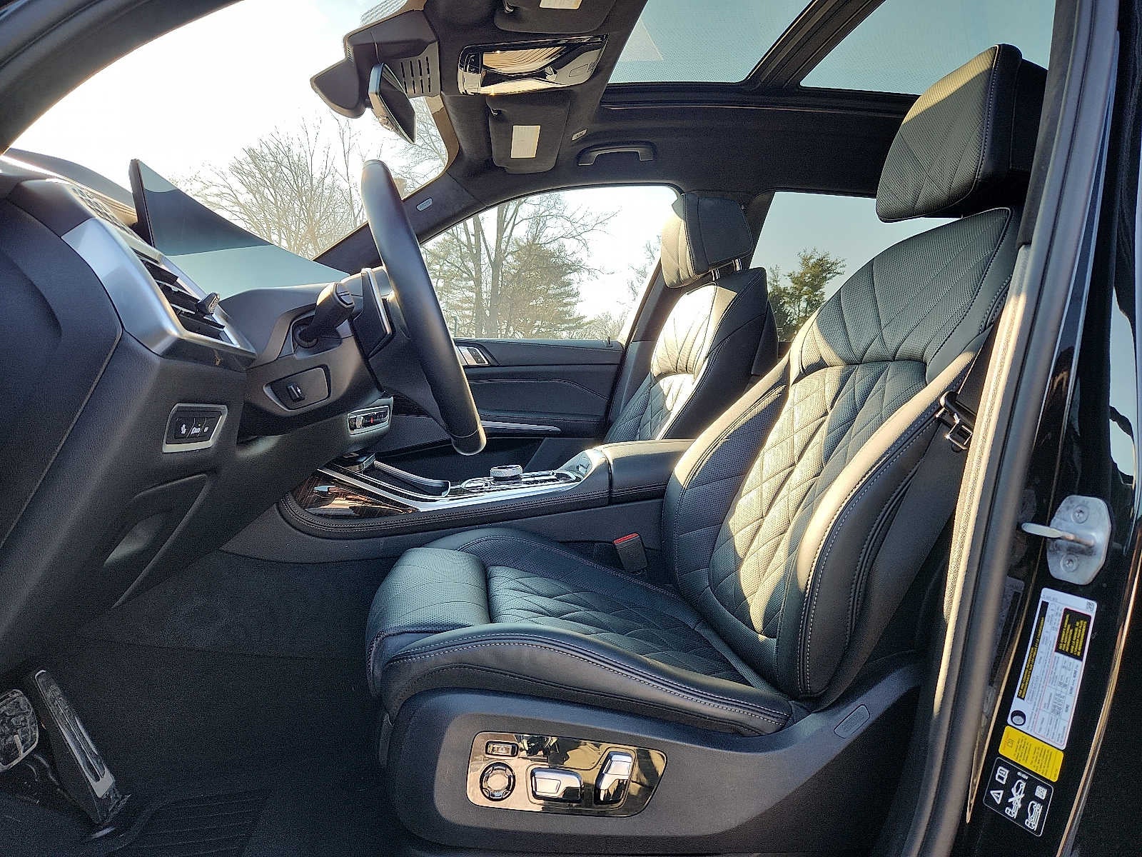 2024 BMW X7 xDrive40i Sports Activity Vehicle