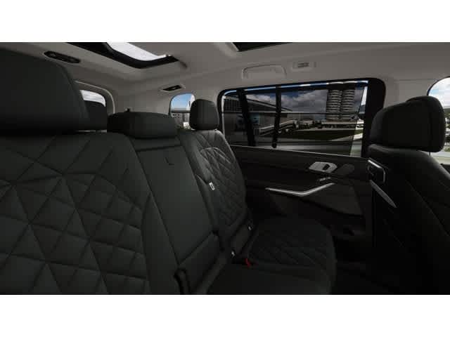 2026 BMW X7 xDrive40i Sports Activity Vehicle