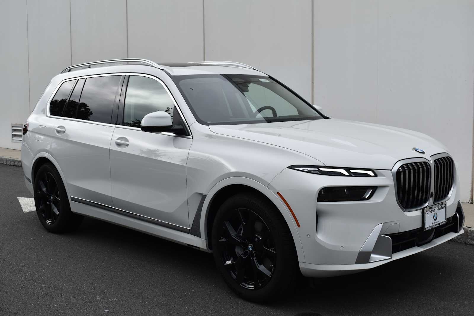 2026 BMW X7 xDrive40i Sports Activity Vehicle