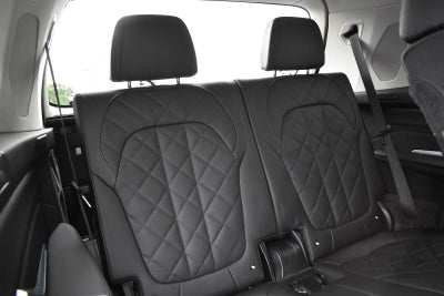 2026 BMW X7 xDrive40i Sports Activity Vehicle