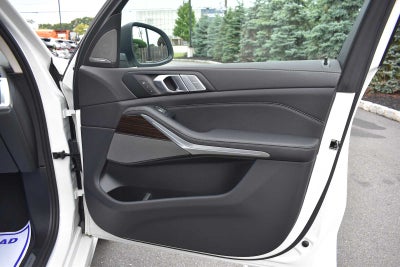 2026 BMW X7 xDrive40i Sports Activity Vehicle