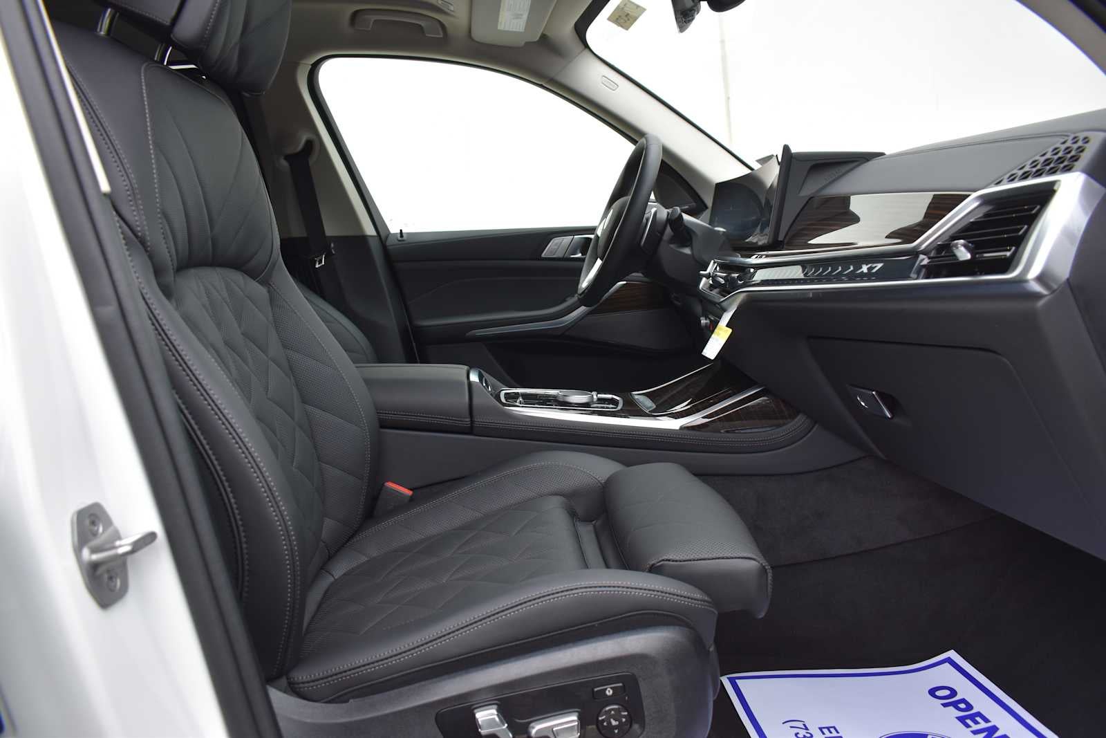 2026 BMW X7 xDrive40i Sports Activity Vehicle
