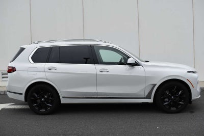 2026 BMW X7 xDrive40i Sports Activity Vehicle