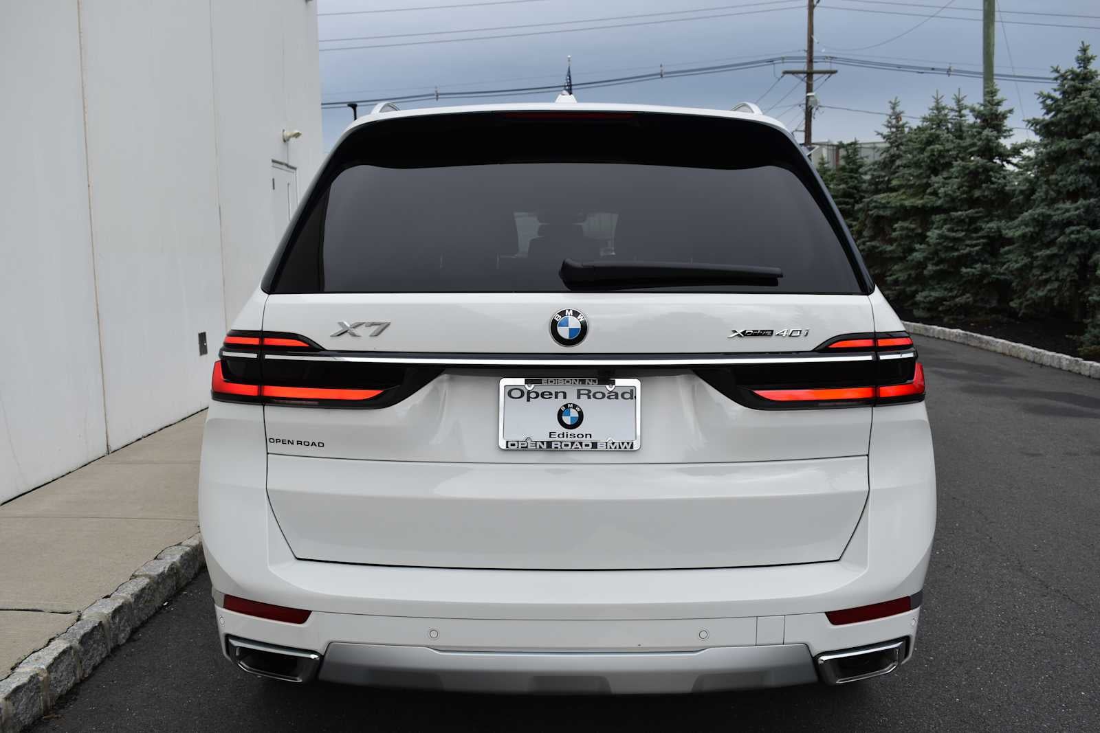 2026 BMW X7 xDrive40i Sports Activity Vehicle