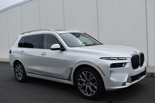 2024 BMW X7 xDrive40i Sports Activity Vehicle