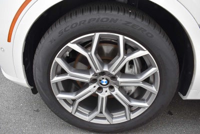 2024 BMW X7 xDrive40i Sports Activity Vehicle