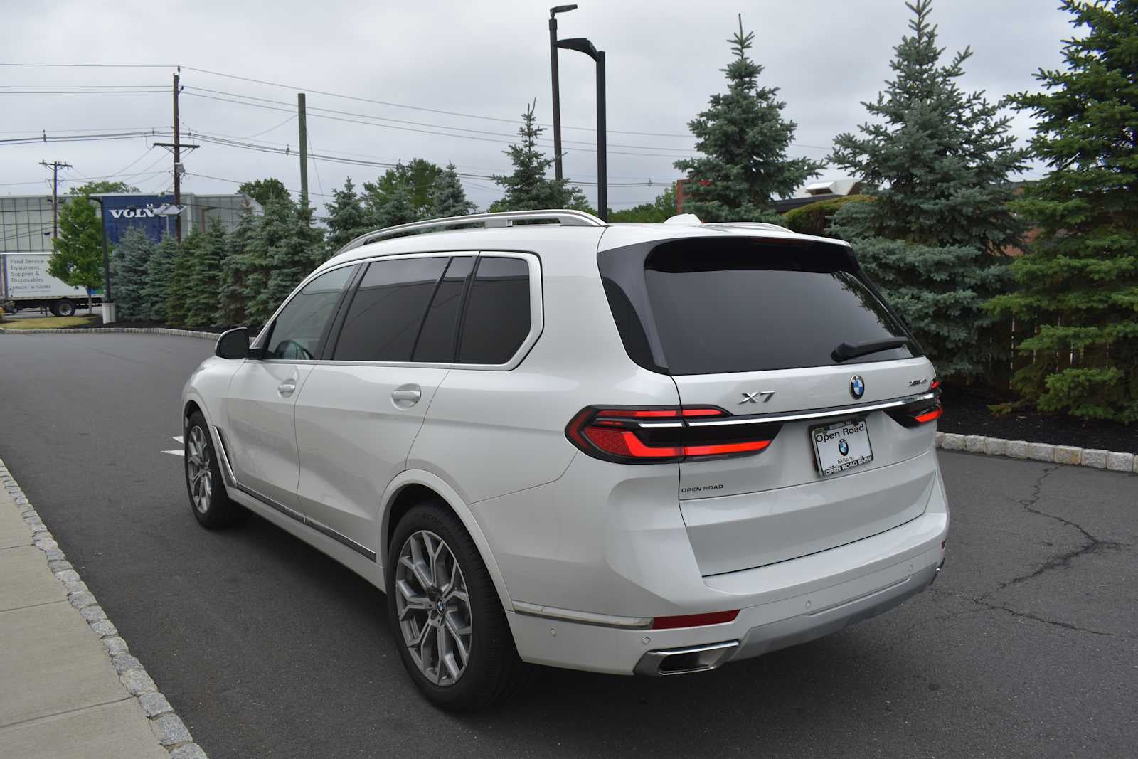 2024 BMW X7 xDrive40i Sports Activity Vehicle