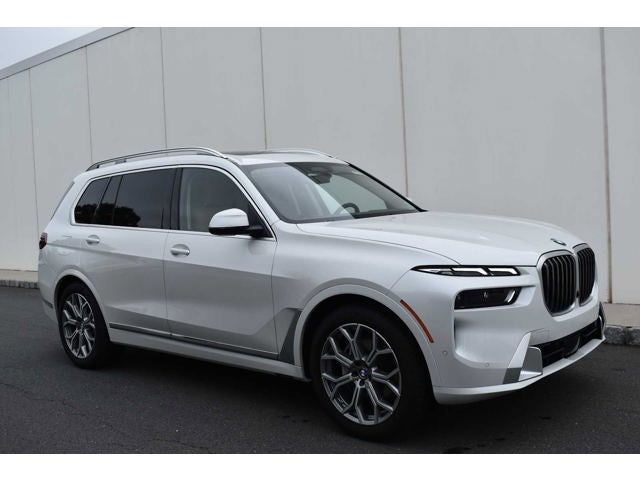 2024 BMW X7 xDrive40i Sports Activity Vehicle