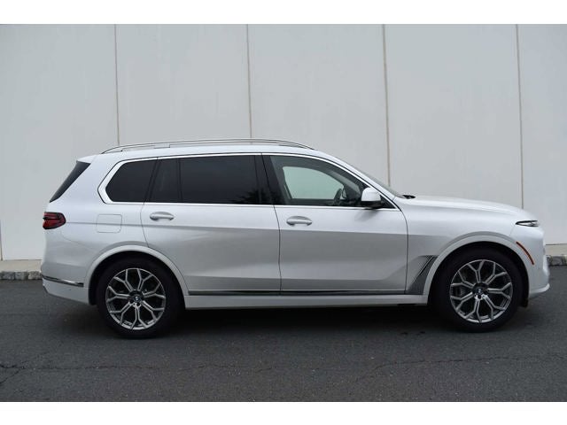 2024 BMW X7 xDrive40i Sports Activity Vehicle
