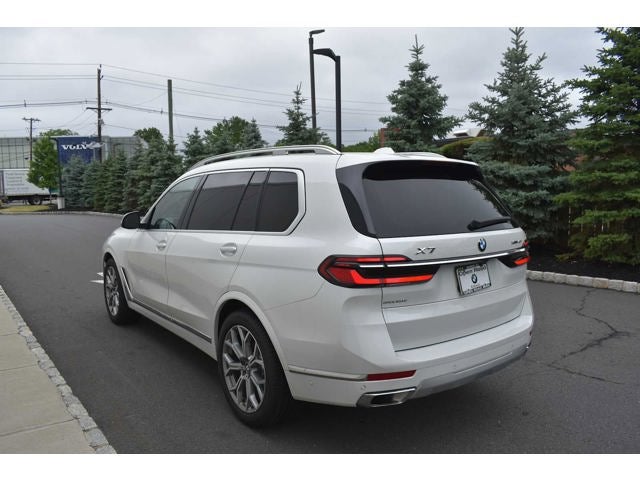 2024 BMW X7 xDrive40i Sports Activity Vehicle