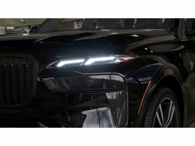 2026 BMW X7 xDrive40i Sports Activity Vehicle