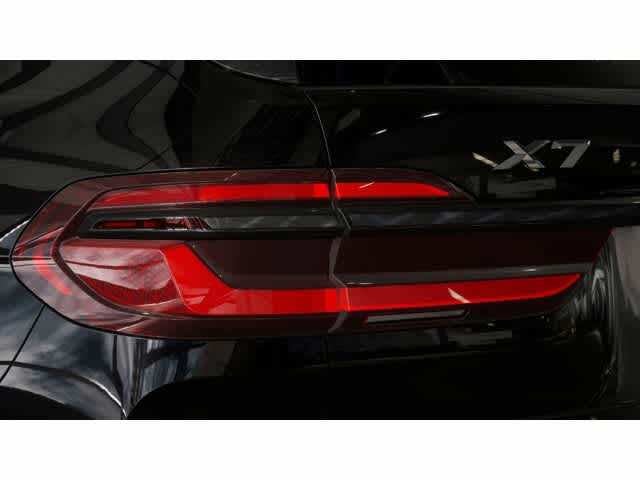 2026 BMW X7 xDrive40i Sports Activity Vehicle