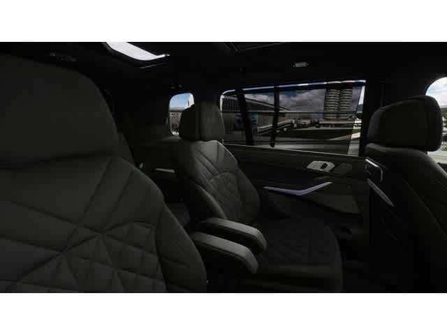 2027 BMW X7 xDrive40i Sports Activity Vehicle