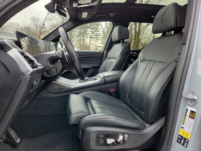 2023 BMW X7 xDrive40i Sports Activity Vehicle