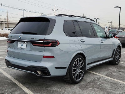2023 BMW X7 xDrive40i Sports Activity Vehicle