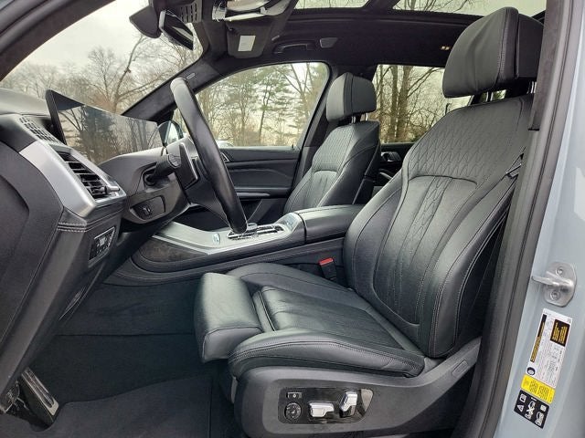 2023 BMW X7 xDrive40i Sports Activity Vehicle