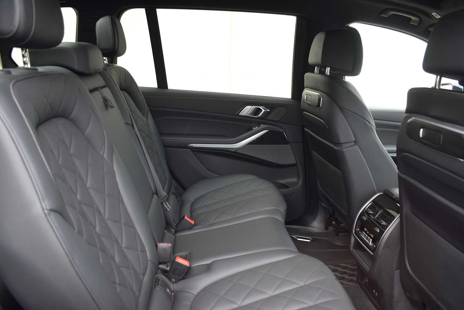 2024 BMW X7 xDrive40i Sports Activity Vehicle