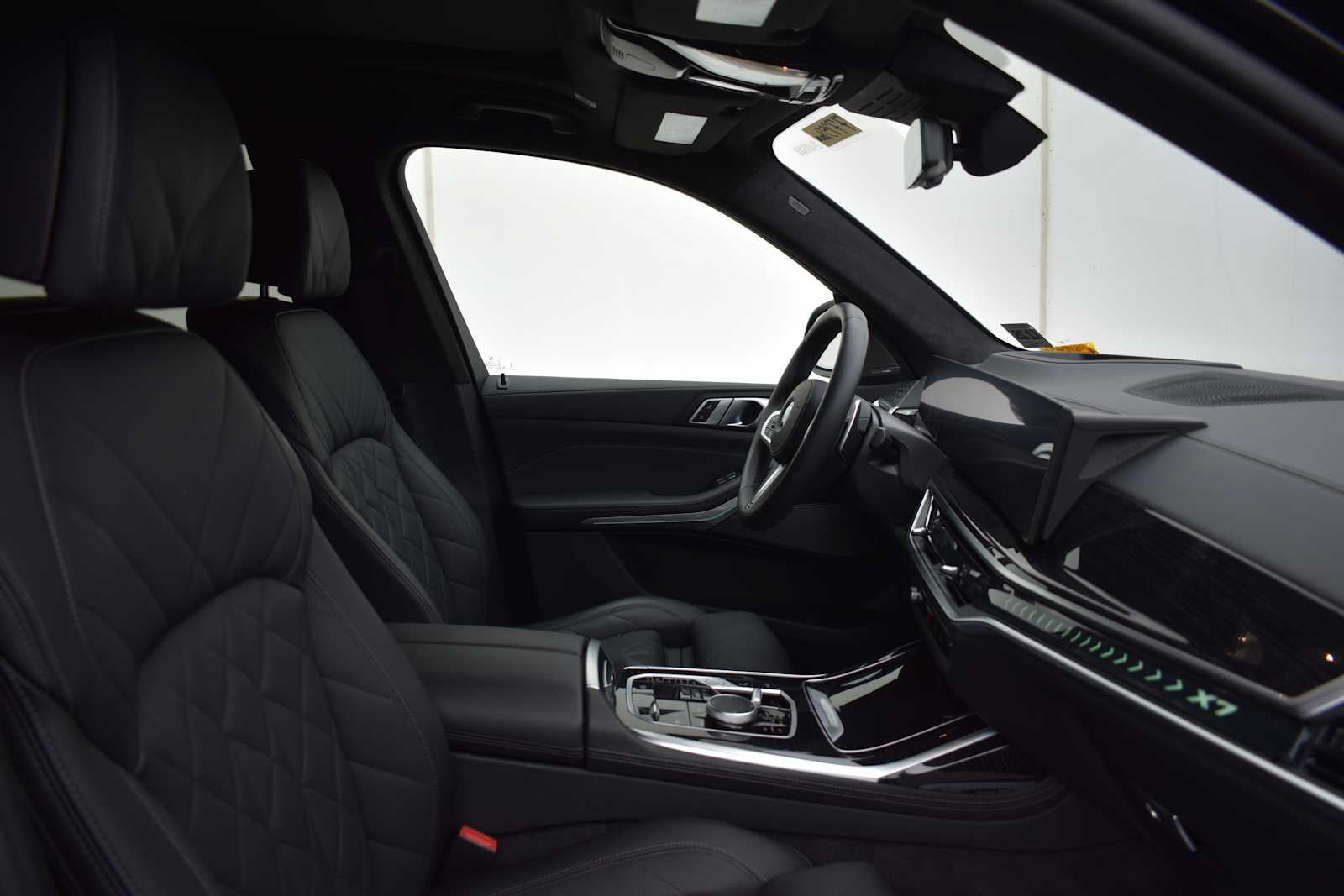 2024 BMW X7 xDrive40i Sports Activity Vehicle