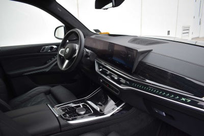 2024 BMW X7 xDrive40i Sports Activity Vehicle